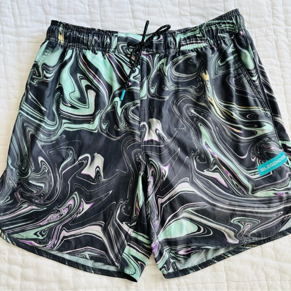 Legends brand men’s 7” lined running shorts -never worn